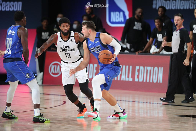 赛季腾出阵 赛季腾出阵