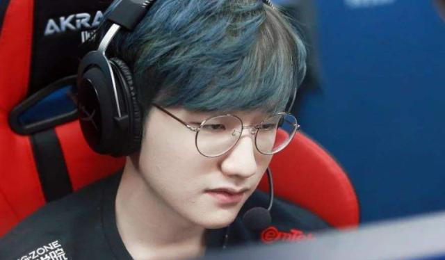 随着最新一 随着最新一