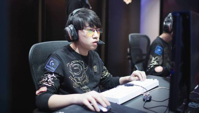 避免情绪来 避免情绪来